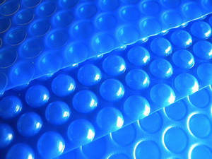 blue-blue-solar-pool-cover